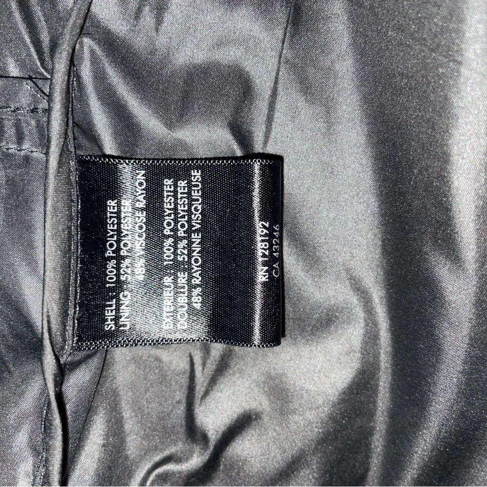 #29🎊Live 3/10/23 @7:30pm cst🖤Great Used Condition M Tumi Trench coat. - Picture 16 of 16